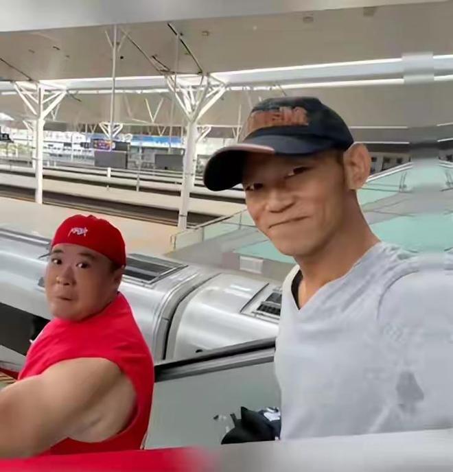 颜正国病逝！从天才童星到入狱15年戴镣为父送葬结局太唏嘘